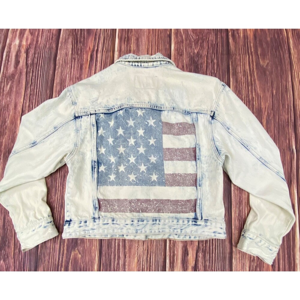 BLANKNYC Women’s Denim Trucker Jacket Size S American Flag Pre-Owned Excellent - Picture 5 of 16